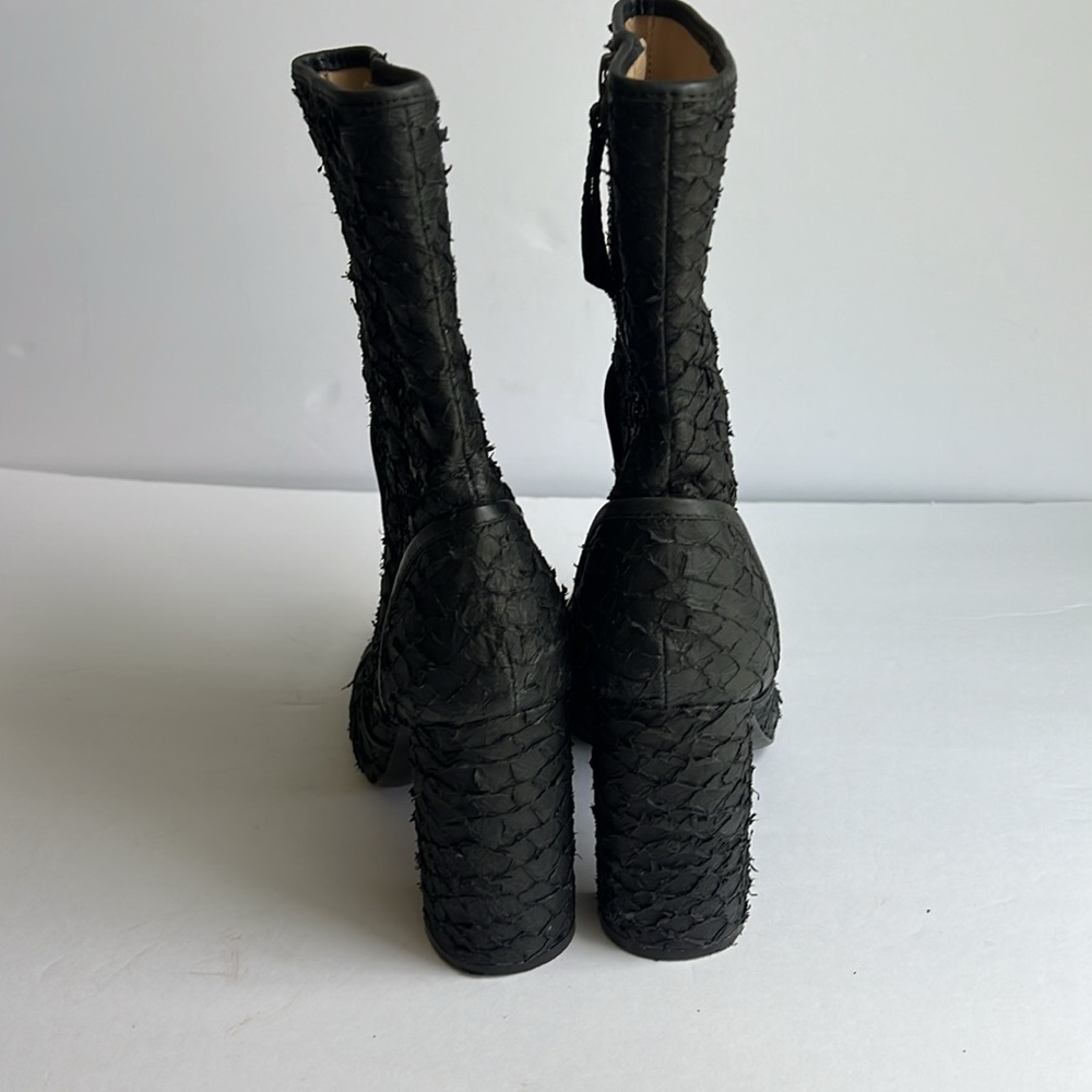 Leon Max Black Textured High-Heel Ankle Boots. 10. GUC!🔥 - Picture 5 of 11
